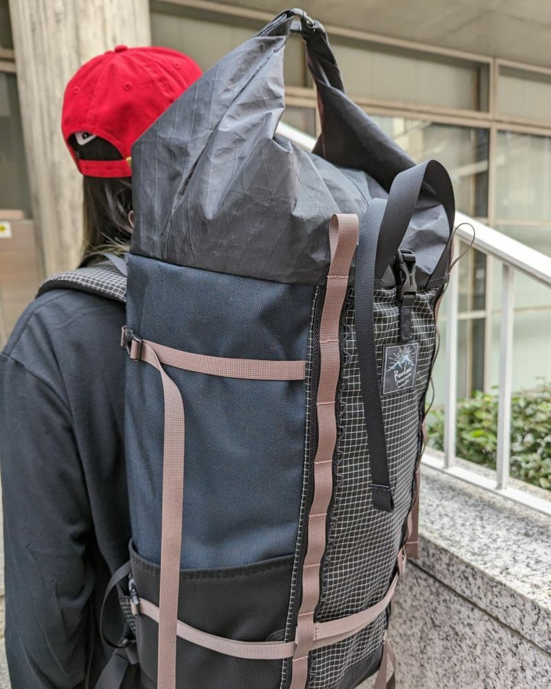 専用です。rawlow mountain works antelope - 登山用品