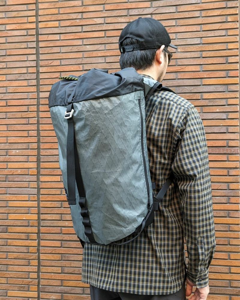 the 3rd eye chakra ザサードアイチャクラ 25L ホワイト - 登山用品