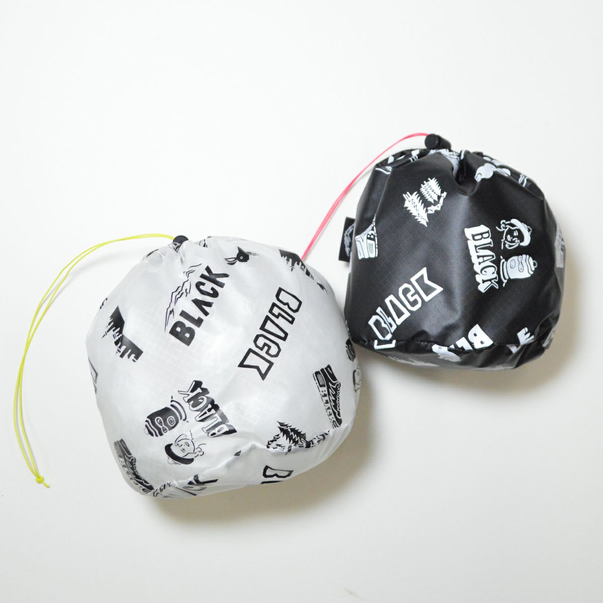 BLACK BRICK / BB Drawstring Pouch S｜ブラックブリックの通販 