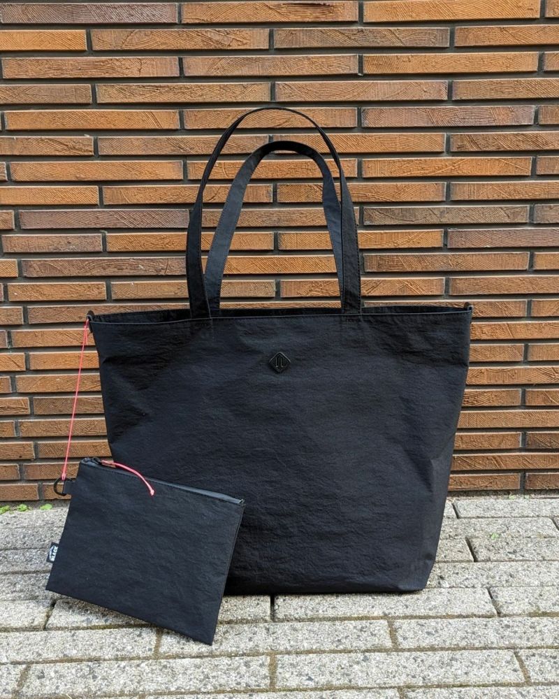 holo / Every Tote BB Edition｜ホロの通販 - BLACK BRICK