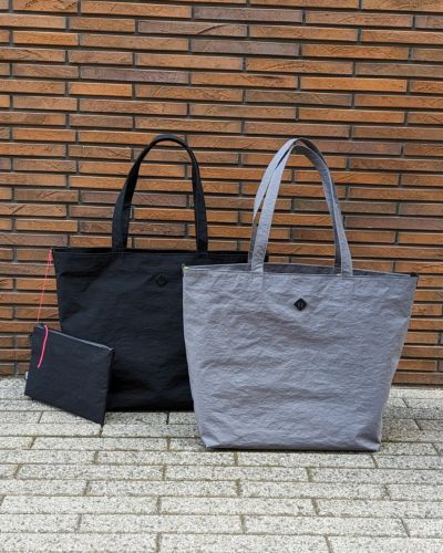 holo / Every Tote BB Edition｜ホロの通販 - BLACK BRICK