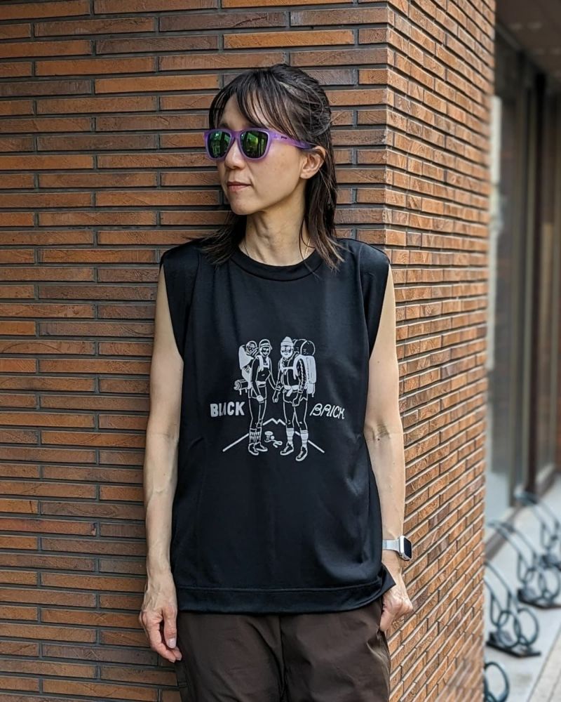 BLACK BRICK / Hybrid Merino Cover Sleeveless 【Hiker】｜ブラック