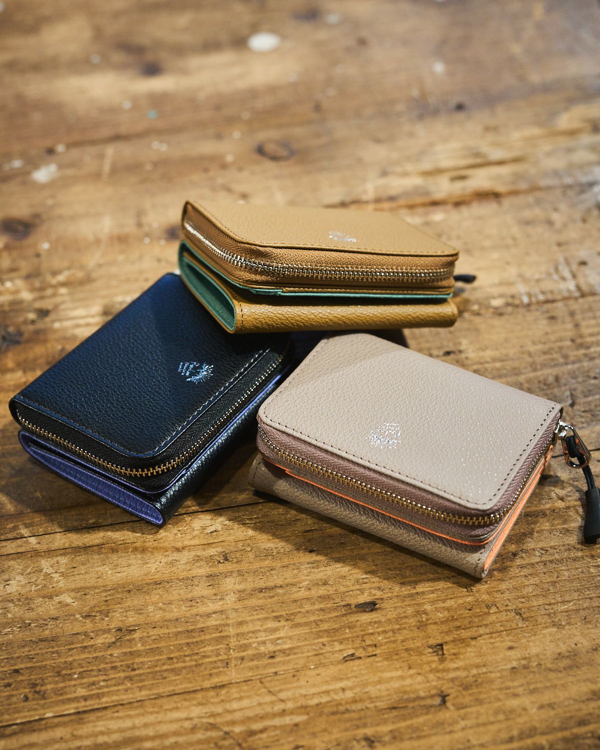 RawLow Mountain Works / Hillary Wallet 01（三つ折り札入