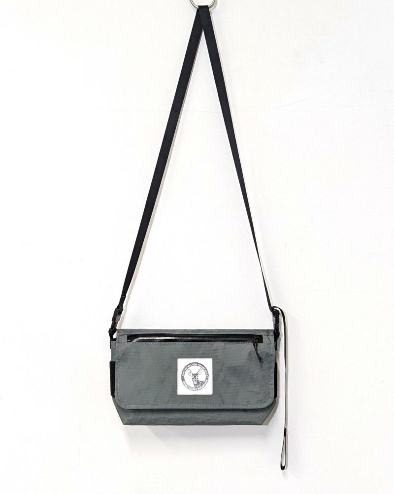 GREAT COSSY MOUNTAIN　グレートコッシーマウンテン　ロウガンズバッグ　Low-Guns Bag　ブラック　　サコッシュ　アウトドア GREAT COSSY MOUNTAIN / Low-Guns Bag Jr.｜グレートコッシー