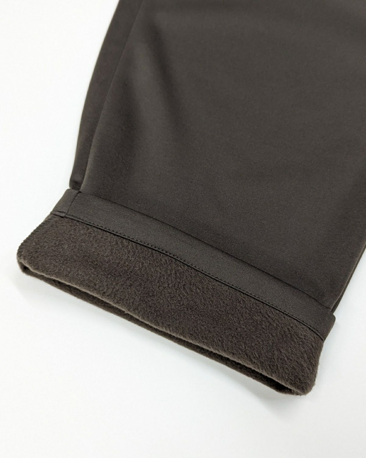 BLACK BRICK / Warm Relax Tapered Pants（Men）｜ブラックブリックの