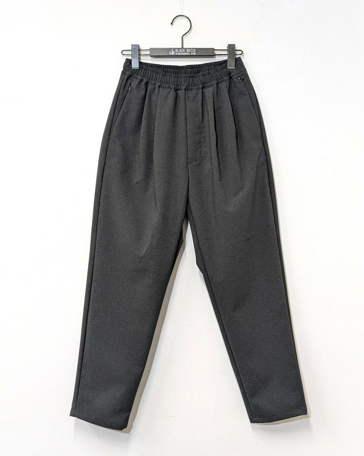 BLACK BRICK / Relax Tapered Pants（Men）｜ブラックブリックの通販