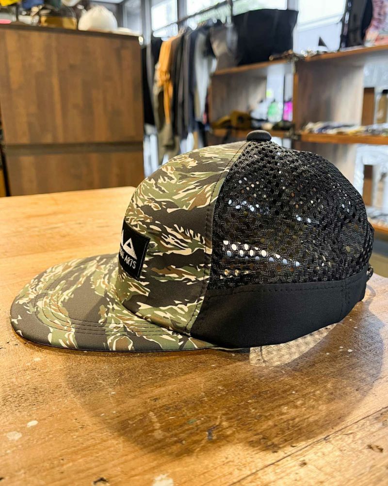 Mountain Martial Arts / Logo 6-Panel Mesh Cap 