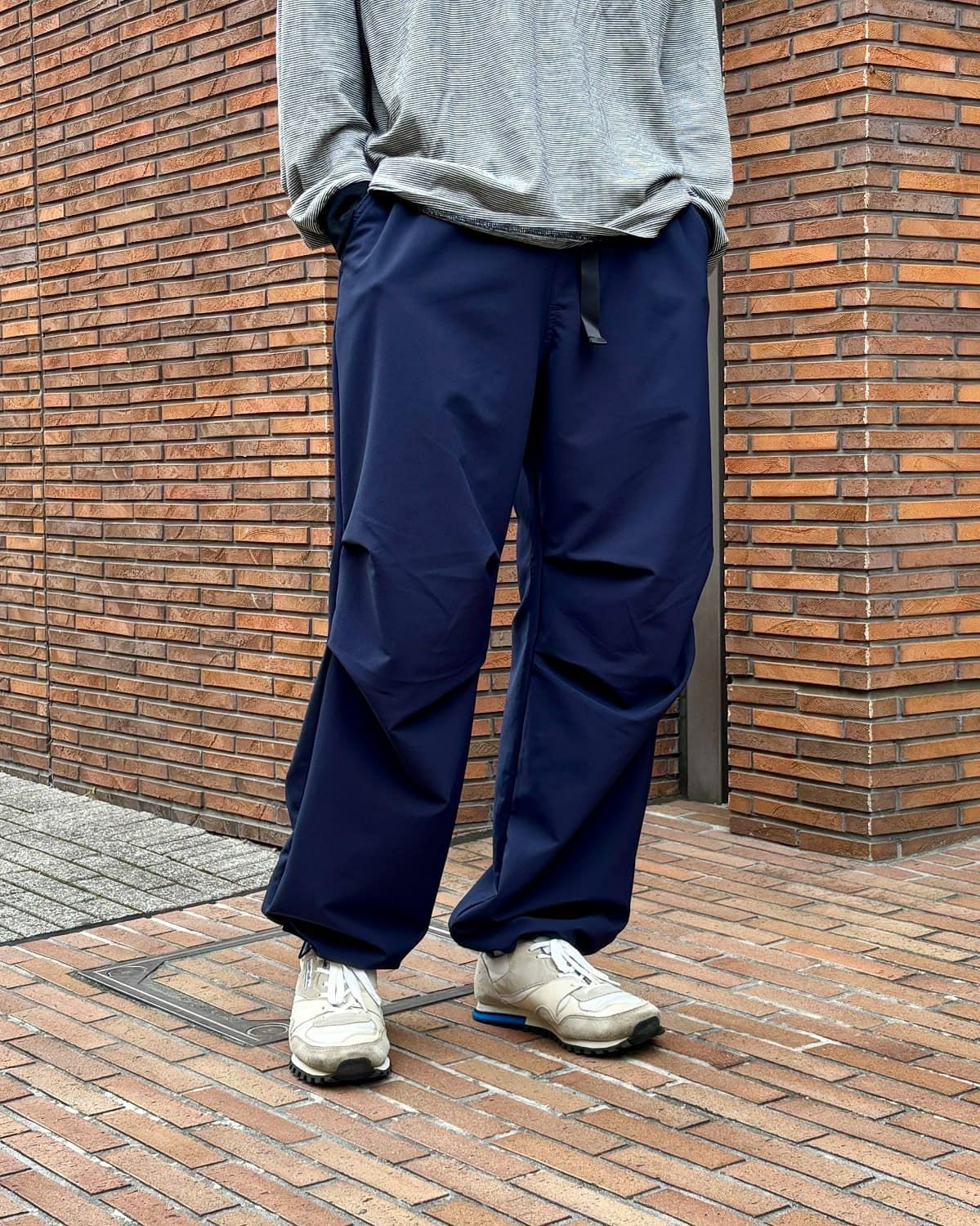 BROWN by 2-tacs /B34-P001-1 Knee tuck pants｜ブラウンバイ